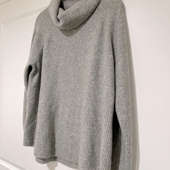 NWT loft, soft sweater szXL - Picture 3 of 5